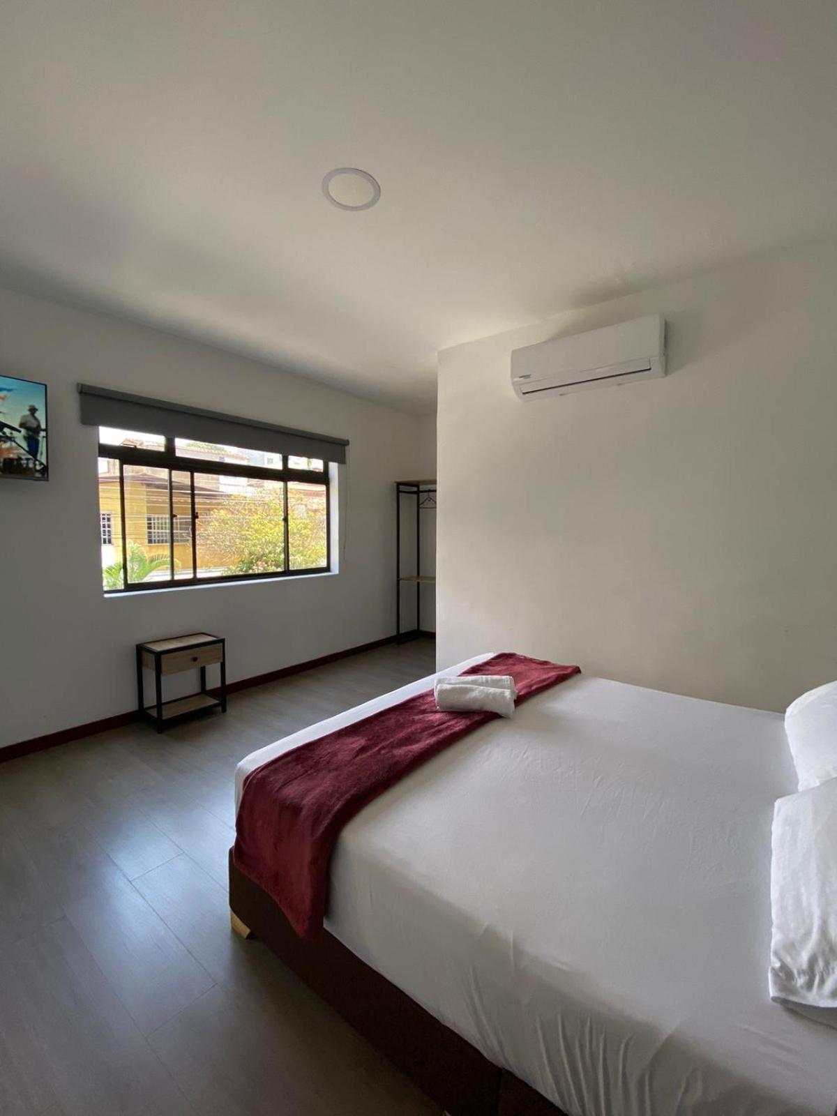 Hotel Gallery By 70 Medellín Eksteriør bilde